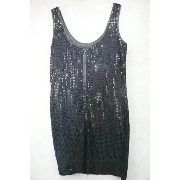 New York & Co. Sleeveless Allover Sequin Dress-Size 6-Cocktail-Back Zip - Picture 6 of 8